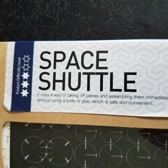 Papero Paper Model # A-04 Space Shuttle 11+ Age - Picture 2 of 8